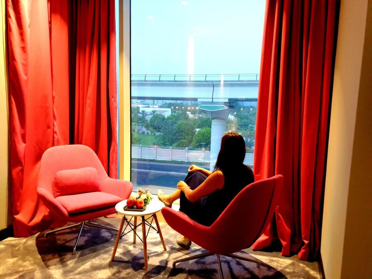 Fortune Atrium Hotel Дубай Екстериор снимка