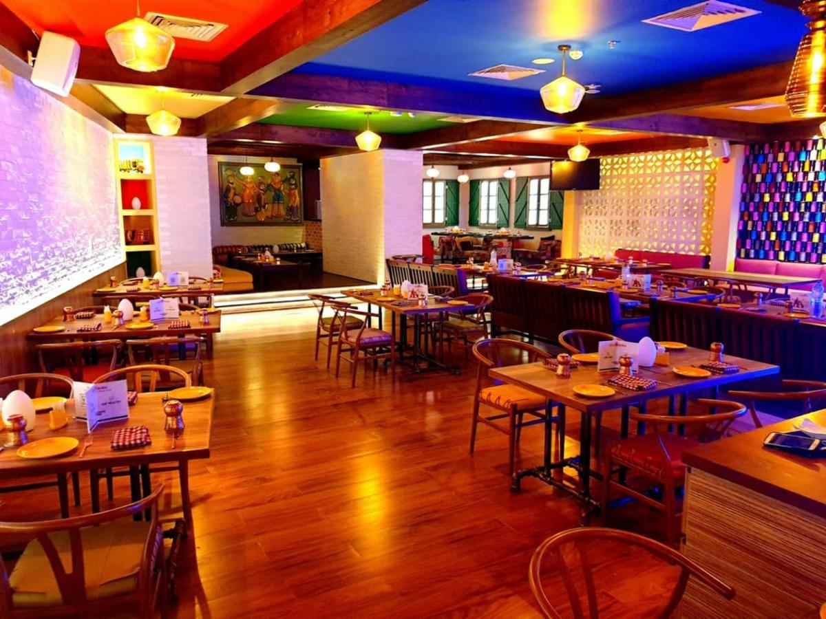 Fortune Atrium Hotel Дубай Екстериор снимка