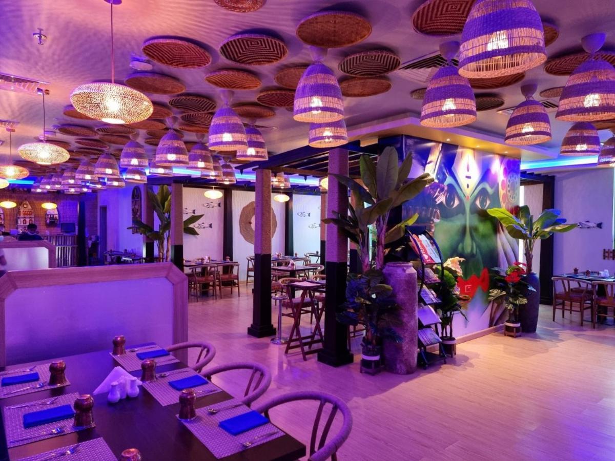 Fortune Atrium Hotel Дубай Екстериор снимка