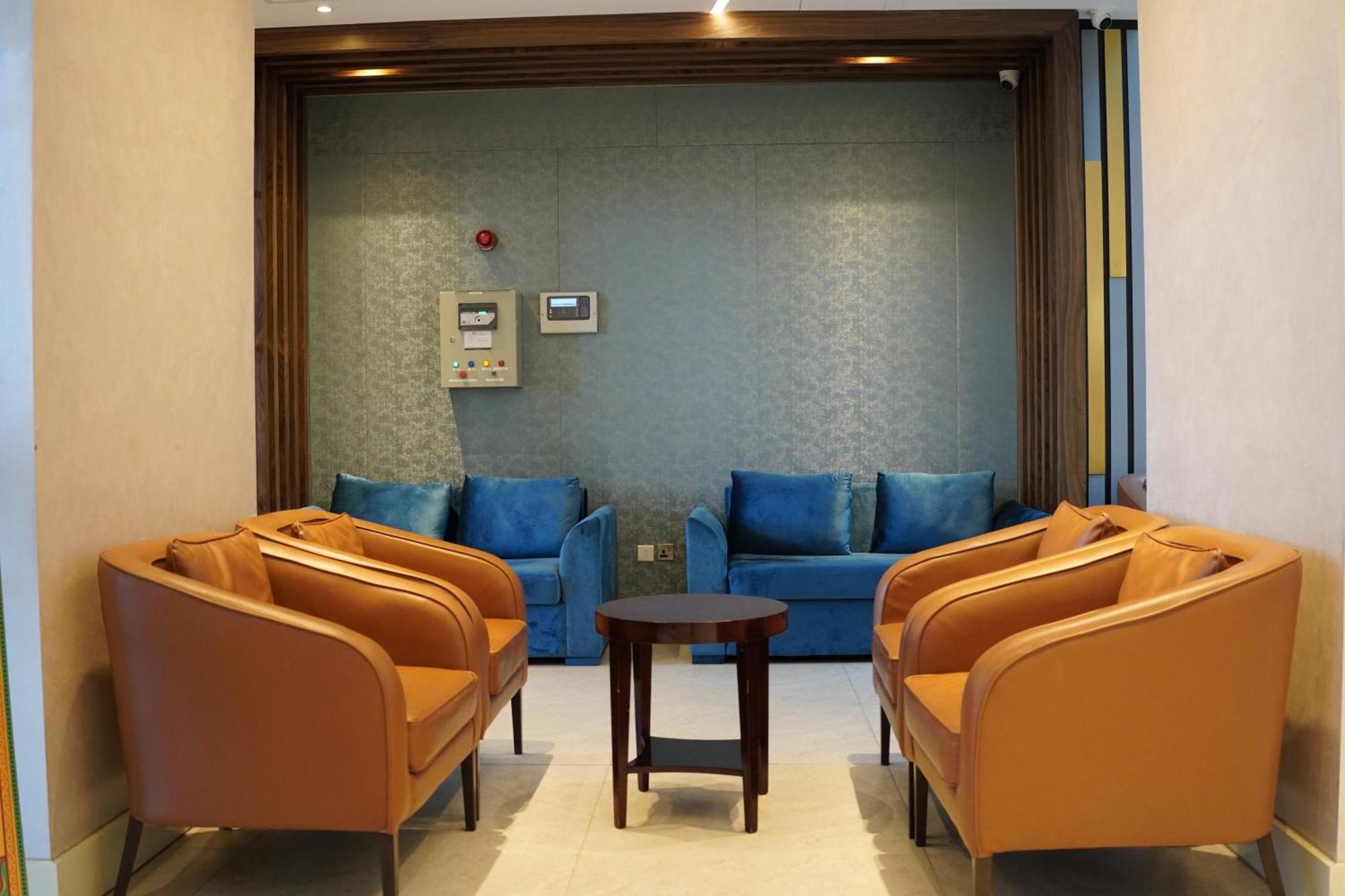 Fortune Atrium Hotel Дубай Екстериор снимка