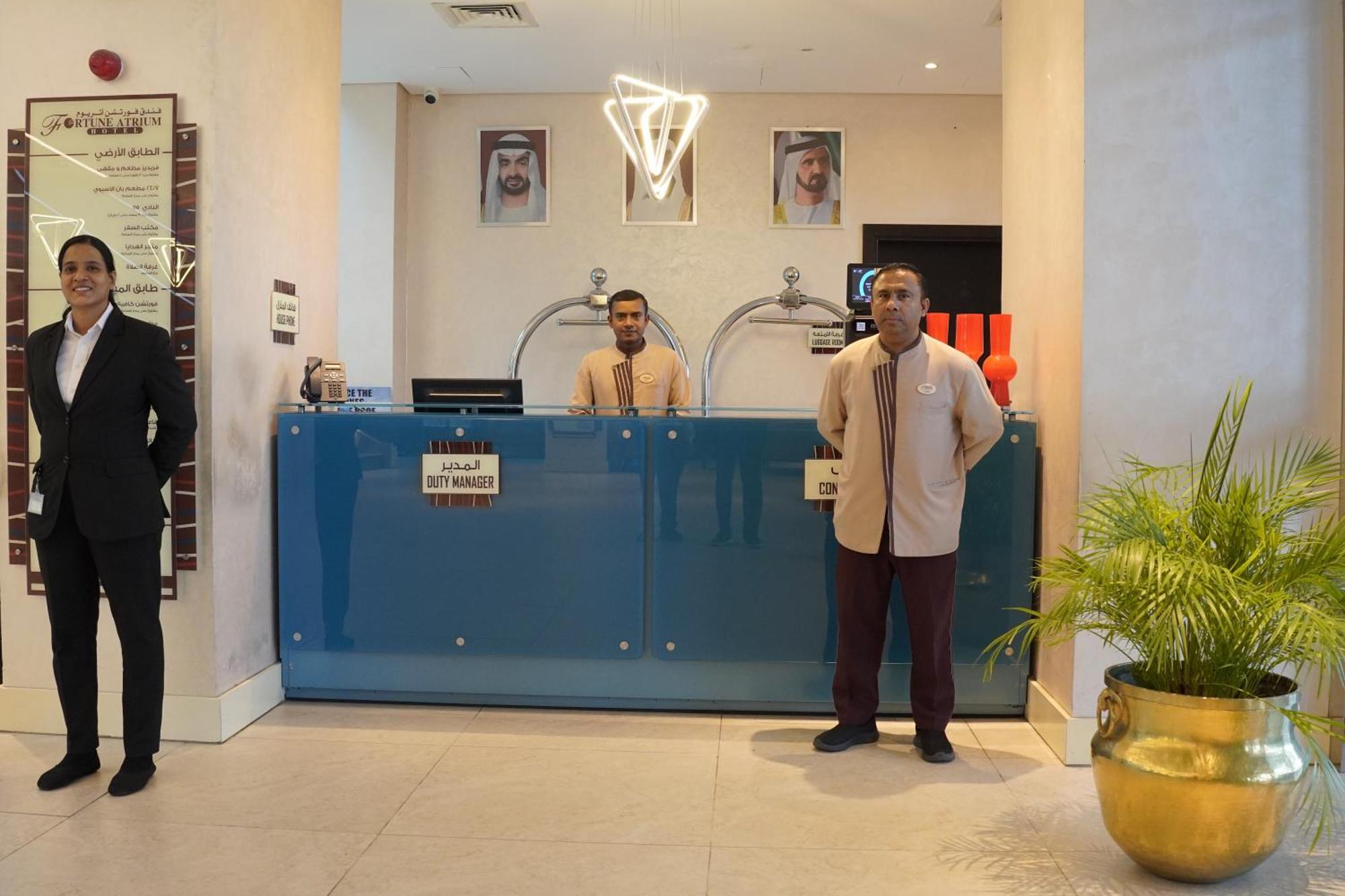 Fortune Atrium Hotel Дубай Екстериор снимка